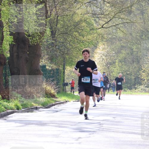 12.04.2026 - 45. Internationalen Wilhelmsburger Insellauf Yannick Fuchs http://msf.ph/oto/9477963 12.04.2026 10:14:47 Laufen 4381, 3351, 3813 meine-sportfotos.de