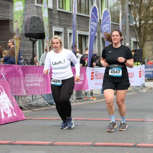 12.04.2026 - 45. Internationalen Wilhelmsburger Insellauf Strokosch-Dieckow http://msf.ph/oto/9477965 12.04.2026 13:29:59 Ziel 4547, 4420 meine-sportfotos.de