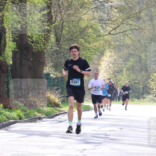 12.04.2026 - 45. Internationalen Wilhelmsburger Insellauf Yannick Fuchs http://msf.ph/oto/9477977 12.04.2026 10:14:48 Laufen 4381, 3351 meine-sportfotos.de
