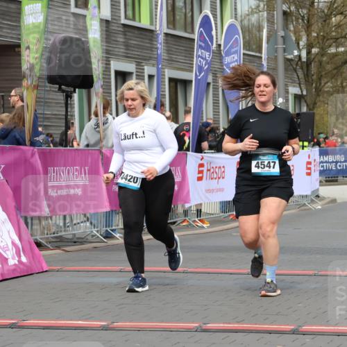 12.04.2026 - 45. Internationalen Wilhelmsburger Insellauf Strokosch-Dieckow http://msf.ph/oto/9477984 12.04.2026 13:29:59 Ziel 4547, 4420 meine-sportfotos.de