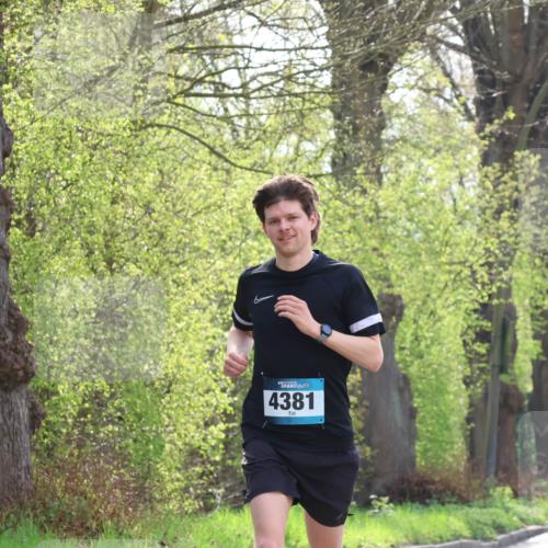 12.04.2026 - 45. Internationalen Wilhelmsburger Insellauf Yannick Fuchs http://msf.ph/oto/9478002 12.04.2026 10:14:53 Laufen 4381, 3354 meine-sportfotos.de