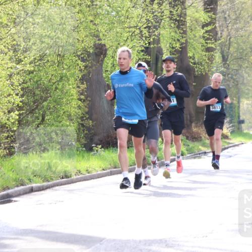 12.04.2026 - 45. Internationalen Wilhelmsburger Insellauf Yannick Fuchs http://msf.ph/oto/9478070 12.04.2026 10:15:03 Laufen 1, 3813 meine-sportfotos.de