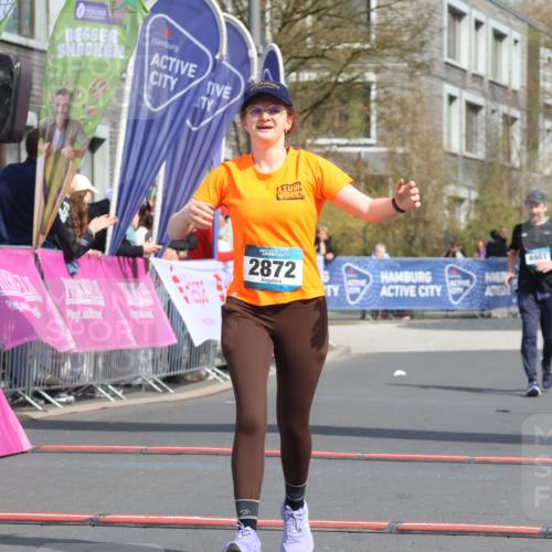12.04.2026 - 45. Internationalen Wilhelmsburger Insellauf Strokosch-Dieckow http://msf.ph/oto/9478073 12.04.2026 11:41:06 Ziel 2872 meine-sportfotos.de