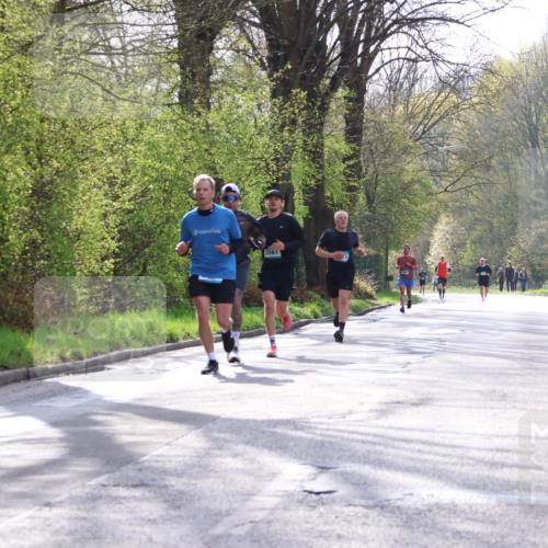 12.04.2026 - 45. Internationalen Wilhelmsburger Insellauf Yannick Fuchs http://msf.ph/oto/9478077 12.04.2026 10:15:04 Laufen 356 meine-sportfotos.de