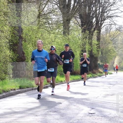12.04.2026 - 45. Internationalen Wilhelmsburger Insellauf Yannick Fuchs http://msf.ph/oto/9478088 12.04.2026 10:15:06 Laufen 2702, 3561, 3813 meine-sportfotos.de