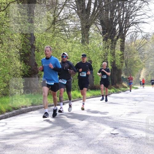 12.04.2026 - 45. Internationalen Wilhelmsburger Insellauf Yannick Fuchs http://msf.ph/oto/9478090 12.04.2026 10:15:06 Laufen 2702, 3561, 3813 meine-sportfotos.de
