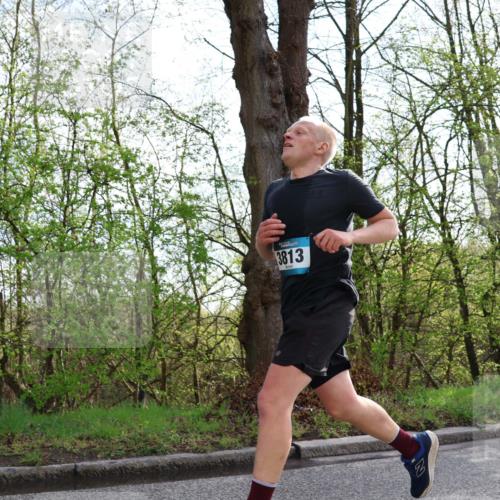 12.04.2026 - 45. Internationalen Wilhelmsburger Insellauf Yannick Fuchs http://msf.ph/oto/9478142 12.04.2026 10:15:11 Laufen 3813 meine-sportfotos.de