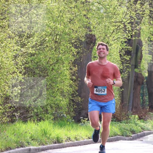 12.04.2026 - 45. Internationalen Wilhelmsburger Insellauf Yannick Fuchs http://msf.ph/oto/9478157 12.04.2026 10:15:14 Laufen 4052 meine-sportfotos.de