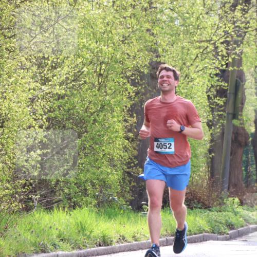 12.04.2026 - 45. Internationalen Wilhelmsburger Insellauf Yannick Fuchs http://msf.ph/oto/9478159 12.04.2026 10:15:14 Laufen 4052 meine-sportfotos.de