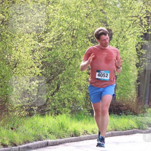 12.04.2026 - 45. Internationalen Wilhelmsburger Insellauf Yannick Fuchs http://msf.ph/oto/9478163 12.04.2026 10:15:14 Laufen 4052 meine-sportfotos.de