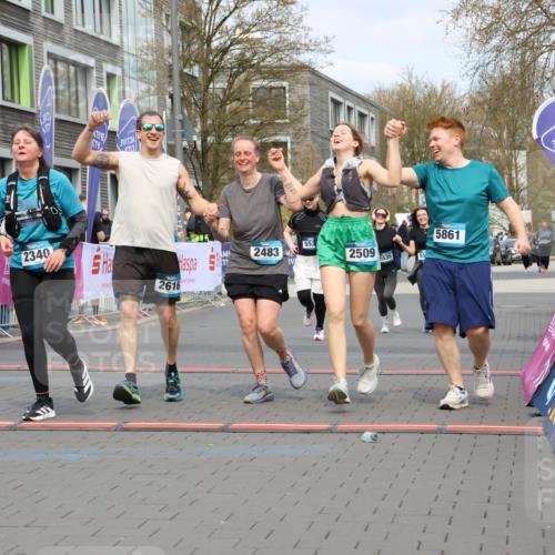 12.04.2026 - 45. Internationalen Wilhelmsburger Insellauf Strokosch-Dieckow http://msf.ph/oto/9478169 12.04.2026 13:29:49 Ziel 2340, 5861, 2509, 2483, 2616, 5535, 5536, 5539 meine-sportfotos.de