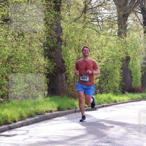 12.04.2026 - 45. Internationalen Wilhelmsburger Insellauf Yannick Fuchs http://msf.ph/oto/9478184 12.04.2026 10:15:16 Laufen 4052 meine-sportfotos.de