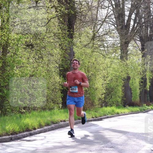 12.04.2026 - 45. Internationalen Wilhelmsburger Insellauf Yannick Fuchs http://msf.ph/oto/9478192 12.04.2026 10:15:17 Laufen 4052 meine-sportfotos.de