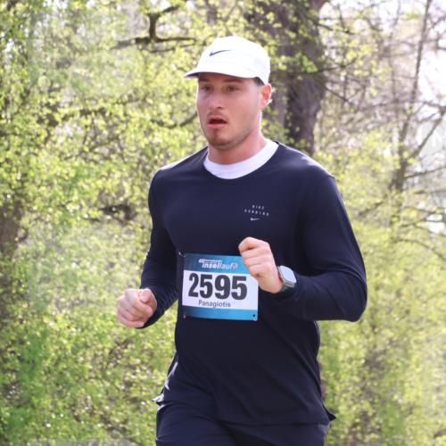 12.04.2026 - 45. Internationalen Wilhelmsburger Insellauf Yannick Fuchs http://msf.ph/oto/9478291 12.04.2026 10:15:27 Laufen 45, 2595 meine-sportfotos.de