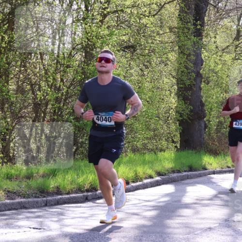 12.04.2026 - 45. Internationalen Wilhelmsburger Insellauf Yannick Fuchs http://msf.ph/oto/9478292 12.04.2026 10:29:03 Laufen  meine-sportfotos.de