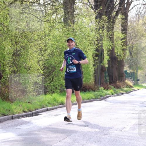 12.04.2026 - 45. Internationalen Wilhelmsburger Insellauf Yannick Fuchs http://msf.ph/oto/9478324 12.04.2026 10:15:39 Laufen 361, 5609 meine-sportfotos.de