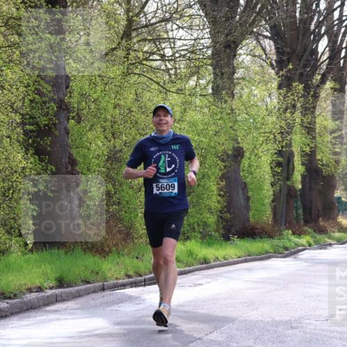 12.04.2026 - 45. Internationalen Wilhelmsburger Insellauf Yannick Fuchs http://msf.ph/oto/9478335 12.04.2026 10:15:40 Laufen 361, 5609 meine-sportfotos.de