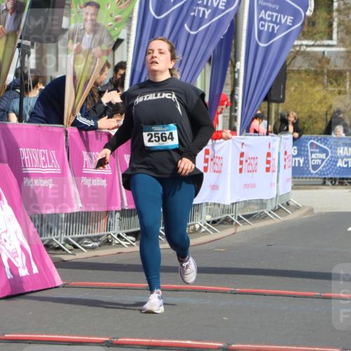 12.04.2026 - 45. Internationalen Wilhelmsburger Insellauf Strokosch-Dieckow http://msf.ph/oto/9478349 12.04.2026 11:42:19 Ziel 2564 meine-sportfotos.de