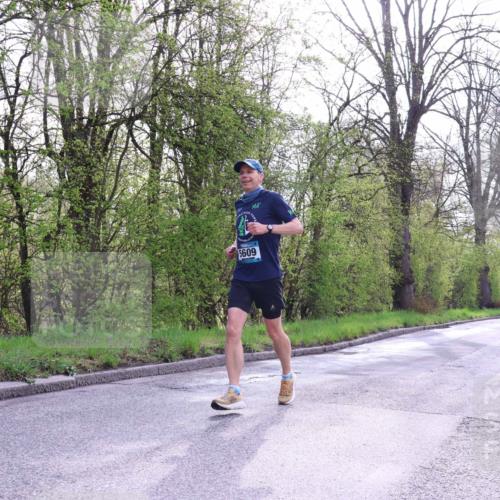 12.04.2026 - 45. Internationalen Wilhelmsburger Insellauf Yannick Fuchs http://msf.ph/oto/9478353 12.04.2026 10:15:42 Laufen 5609, 161 meine-sportfotos.de