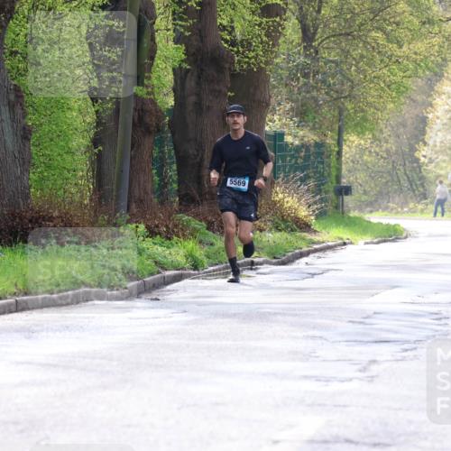 12.04.2026 - 45. Internationalen Wilhelmsburger Insellauf Yannick Fuchs http://msf.ph/oto/9478377 12.04.2026 10:15:45 Laufen 5569 meine-sportfotos.de