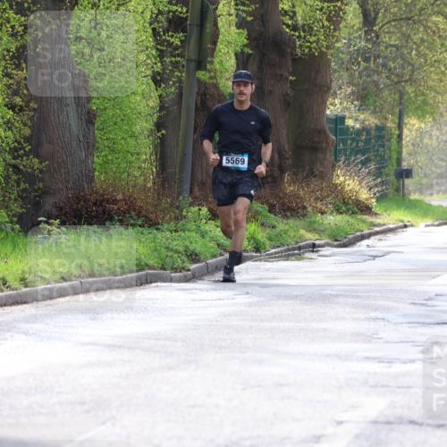 12.04.2026 - 45. Internationalen Wilhelmsburger Insellauf Yannick Fuchs http://msf.ph/oto/9478394 12.04.2026 10:15:47 Laufen 5569, 3558, 3321 meine-sportfotos.de