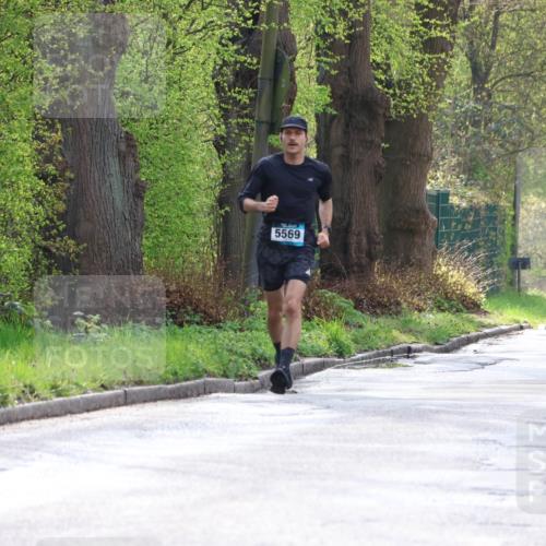 12.04.2026 - 45. Internationalen Wilhelmsburger Insellauf Yannick Fuchs http://msf.ph/oto/9478402 12.04.2026 10:15:47 Laufen 5569, 3558 meine-sportfotos.de