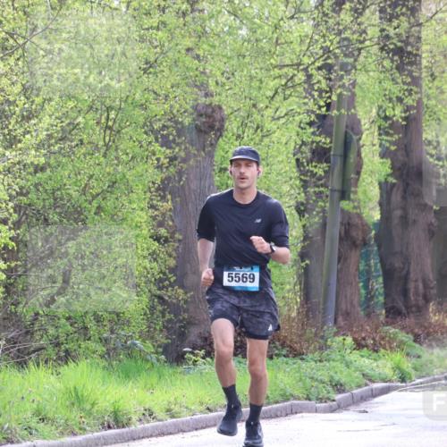 12.04.2026 - 45. Internationalen Wilhelmsburger Insellauf Yannick Fuchs http://msf.ph/oto/9478428 12.04.2026 10:15:50 Laufen 5569 meine-sportfotos.de