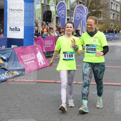 12.04.2026 - 45. Internationalen Wilhelmsburger Insellauf Strokosch-Dieckow http://msf.ph/oto/9478430 12.04.2026 12:58:30 Ziel 5169, 5214, 4955, 3396 meine-sportfotos.de