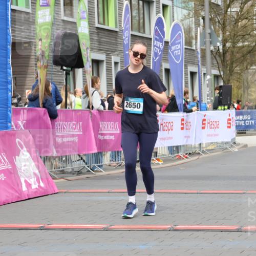 12.04.2026 - 45. Internationalen Wilhelmsburger Insellauf Strokosch-Dieckow http://msf.ph/oto/9478432 12.04.2026 13:29:44 Ziel 2650, 2340, 5861, 2509, 2483, 2616 meine-sportfotos.de