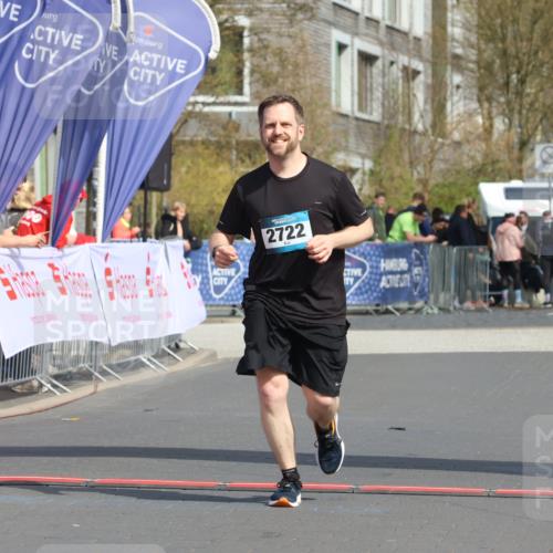 12.04.2026 - 45. Internationalen Wilhelmsburger Insellauf Strokosch-Dieckow http://msf.ph/oto/9478512 12.04.2026 11:42:48 Ziel 2722 meine-sportfotos.de