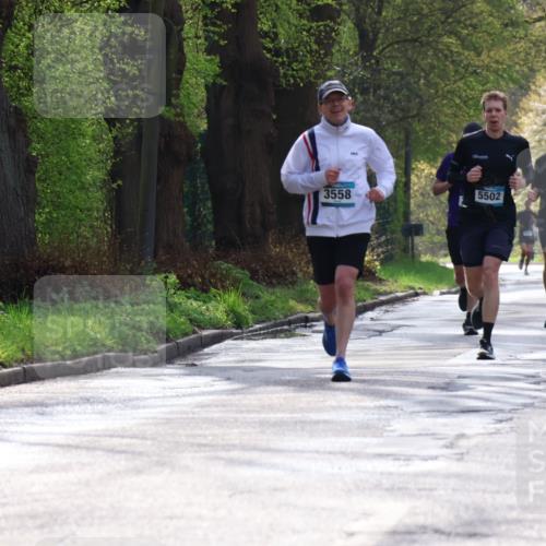 12.04.2026 - 45. Internationalen Wilhelmsburger Insellauf Yannick Fuchs http://msf.ph/oto/9478520 12.04.2026 10:15:58 Laufen 3558, 5502, 4296, 34175 meine-sportfotos.de