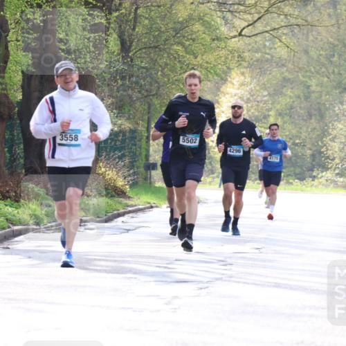 12.04.2026 - 45. Internationalen Wilhelmsburger Insellauf Yannick Fuchs http://msf.ph/oto/9478530 12.04.2026 10:15:59 Laufen 3558, 5502, 4296, 4175 meine-sportfotos.de