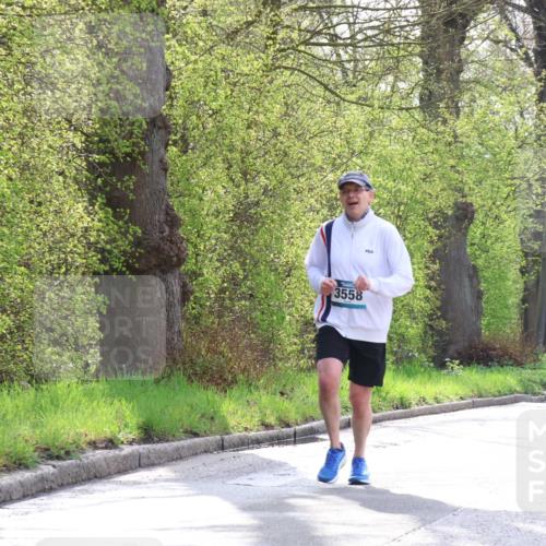12.04.2026 - 45. Internationalen Wilhelmsburger Insellauf Yannick Fuchs http://msf.ph/oto/9478557 12.04.2026 10:16:02 Laufen 5502, 3558 meine-sportfotos.de