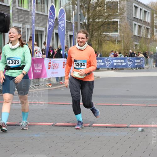12.04.2026 - 45. Internationalen Wilhelmsburger Insellauf Strokosch-Dieckow http://msf.ph/oto/9478571 12.04.2026 13:29:29 Ziel 4303, 4302, 4304 meine-sportfotos.de