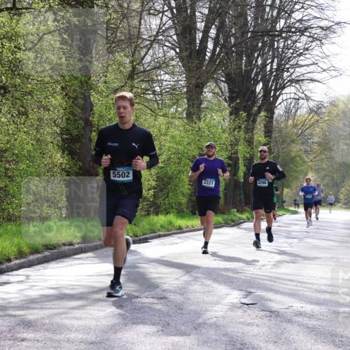 12.04.2026 - 45. Internationalen Wilhelmsburger Insellauf Yannick Fuchs http://msf.ph/oto/9478604 12.04.2026 10:16:06 Laufen 5502, 4296, 3321, 4175 meine-sportfotos.de
