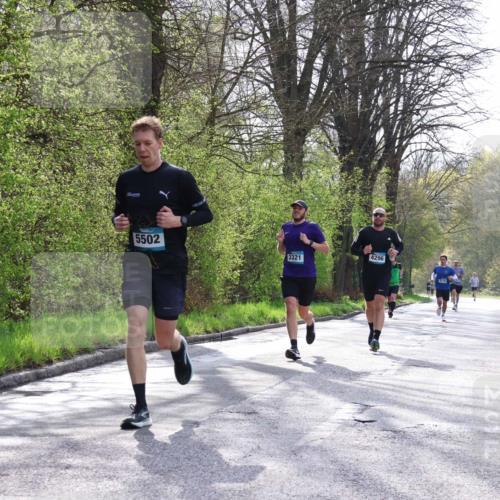 12.04.2026 - 45. Internationalen Wilhelmsburger Insellauf Yannick Fuchs http://msf.ph/oto/9478607 12.04.2026 10:16:06 Laufen 5502, 3321, 4296 meine-sportfotos.de