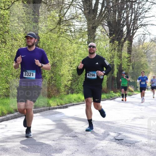 12.04.2026 - 45. Internationalen Wilhelmsburger Insellauf Yannick Fuchs http://msf.ph/oto/9478627 12.04.2026 10:16:08 Laufen 3321, 4296, 4175 meine-sportfotos.de