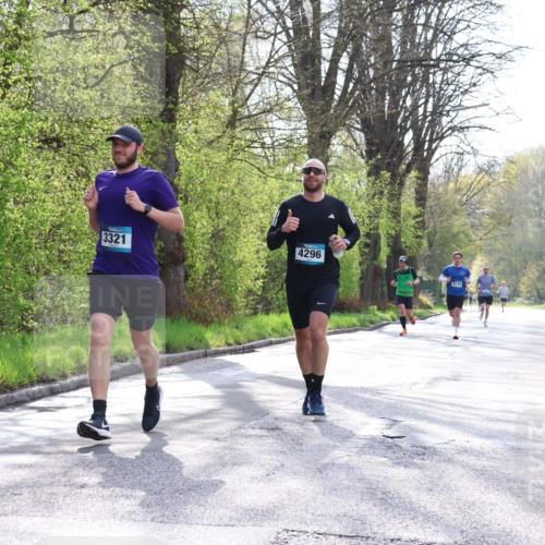 12.04.2026 - 45. Internationalen Wilhelmsburger Insellauf Yannick Fuchs http://msf.ph/oto/9478629 12.04.2026 10:16:08 Laufen 3321, 4296, 4175 meine-sportfotos.de