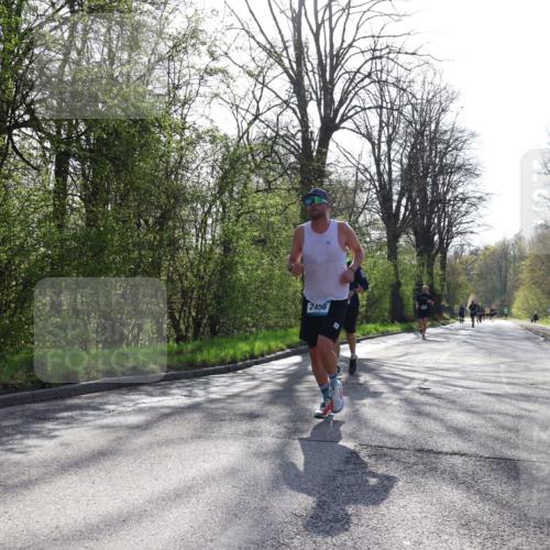12.04.2026 - 45. Internationalen Wilhelmsburger Insellauf Yannick Fuchs http://msf.ph/oto/9478640 12.04.2026 10:29:22 Laufen  meine-sportfotos.de