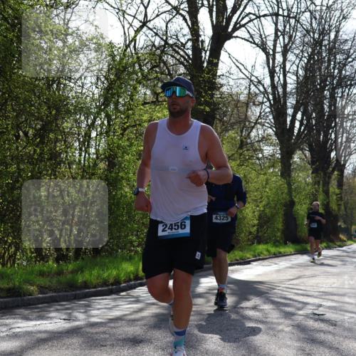 12.04.2026 - 45. Internationalen Wilhelmsburger Insellauf Yannick Fuchs http://msf.ph/oto/9478645 12.04.2026 10:29:23 Laufen  meine-sportfotos.de