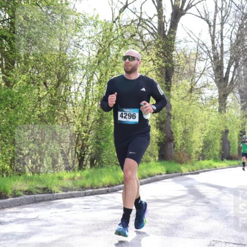 12.04.2026 - 45. Internationalen Wilhelmsburger Insellauf Yannick Fuchs http://msf.ph/oto/9478646 12.04.2026 10:16:10 Laufen 4296 meine-sportfotos.de