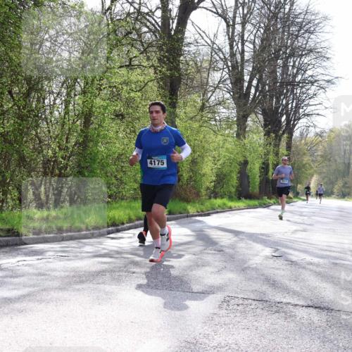 12.04.2026 - 45. Internationalen Wilhelmsburger Insellauf Yannick Fuchs http://msf.ph/oto/9478690 12.04.2026 10:16:14 Laufen 4175, 3812 meine-sportfotos.de
