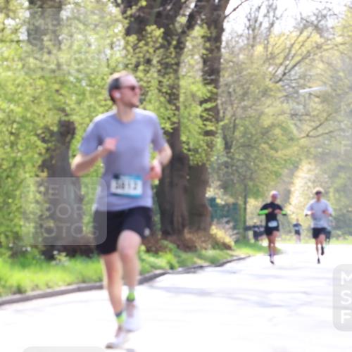 12.04.2026 - 45. Internationalen Wilhelmsburger Insellauf Yannick Fuchs http://msf.ph/oto/9478701 12.04.2026 10:16:16 Laufen  meine-sportfotos.de
