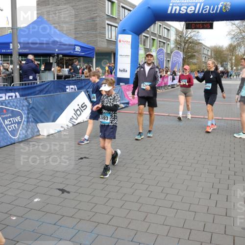 12.04.2026 - 45. Internationalen Wilhelmsburger Insellauf Strokosch-Dieckow http://msf.ph/oto/9478715 12.04.2026 12:58:44 Ziel 5260, 2493, 2550, 3479, 4873 meine-sportfotos.de