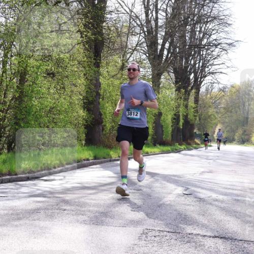 12.04.2026 - 45. Internationalen Wilhelmsburger Insellauf Yannick Fuchs http://msf.ph/oto/9478727 12.04.2026 10:16:18 Laufen 3812 meine-sportfotos.de