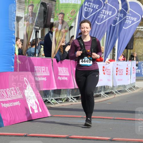 12.04.2026 - 45. Internationalen Wilhelmsburger Insellauf Strokosch-Dieckow http://msf.ph/oto/9478729 12.04.2026 11:43:15 Ziel  meine-sportfotos.de