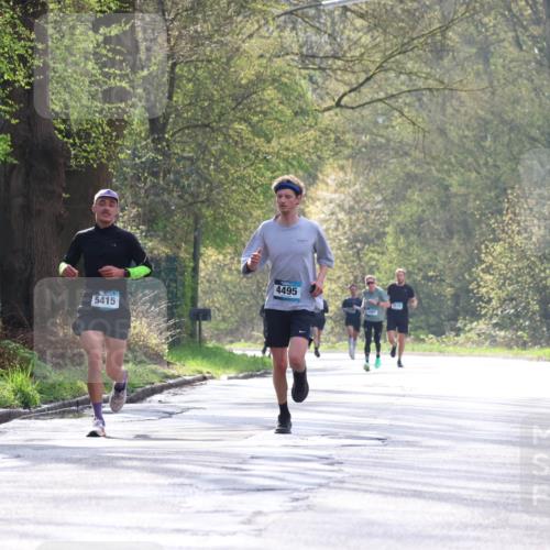 12.04.2026 - 45. Internationalen Wilhelmsburger Insellauf Yannick Fuchs http://msf.ph/oto/9478752 12.04.2026 10:16:21 Laufen 4495, 5415 meine-sportfotos.de