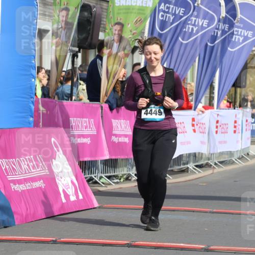 12.04.2026 - 45. Internationalen Wilhelmsburger Insellauf Strokosch-Dieckow http://msf.ph/oto/9478763 12.04.2026 11:43:15 Ziel  meine-sportfotos.de