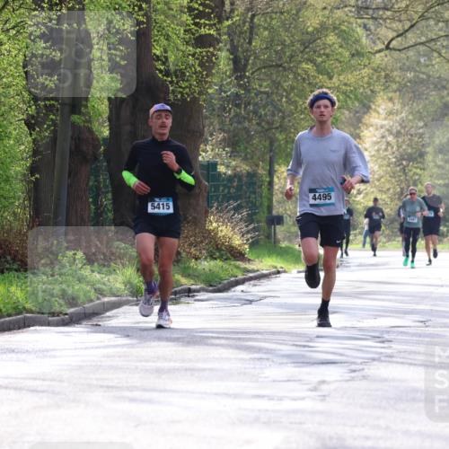 12.04.2026 - 45. Internationalen Wilhelmsburger Insellauf Yannick Fuchs http://msf.ph/oto/9478768 12.04.2026 10:16:22 Laufen 4495, 5415 meine-sportfotos.de