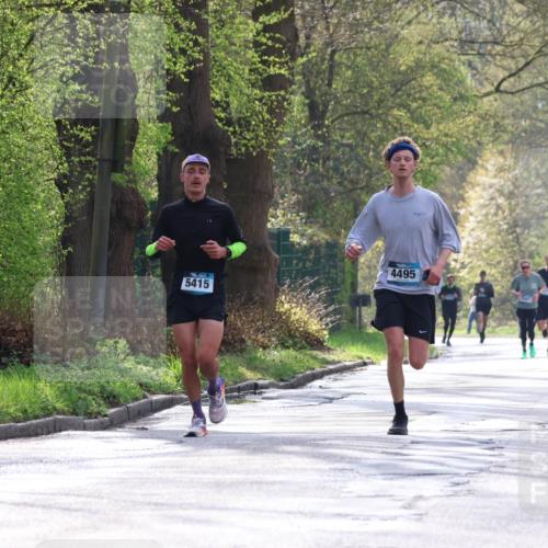 12.04.2026 - 45. Internationalen Wilhelmsburger Insellauf Yannick Fuchs http://msf.ph/oto/9478772 12.04.2026 10:16:22 Laufen 4495, 5415 meine-sportfotos.de